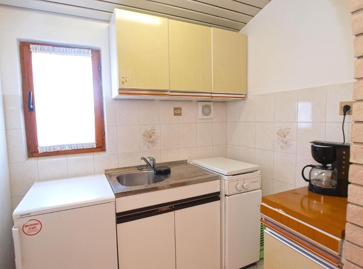 With A Parking Space - 20781 Rovinj